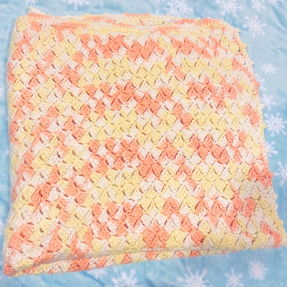 Handmade baby blanket. Vintage - Picture 1 of 5